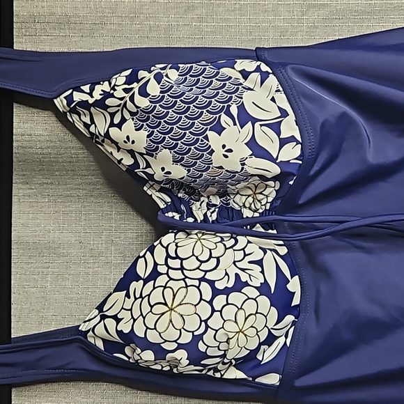 POWER FLOWER ONE PIECE BATHING SUIT-NWT SIZE 16 - Picture 3 of 8